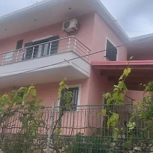  Alloggio in famiglia Amalias