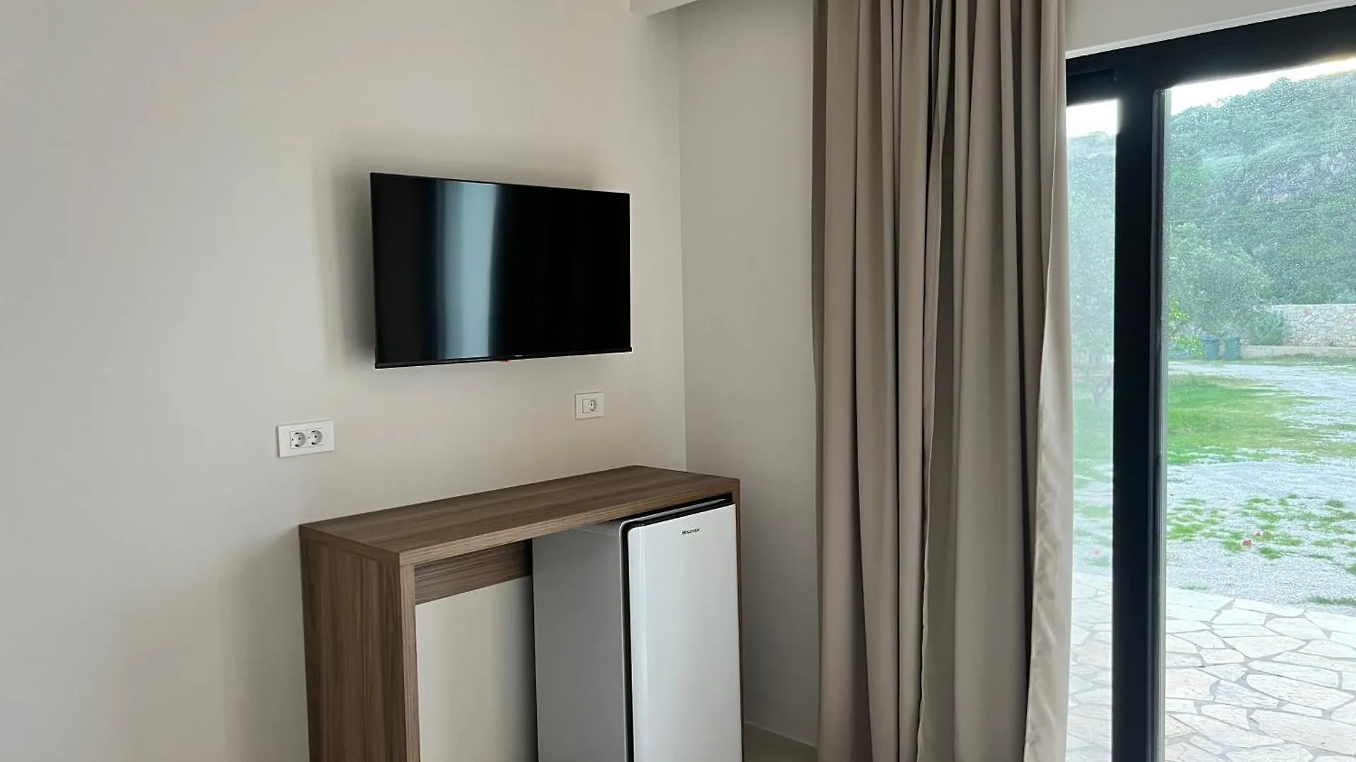 Villa Calliope Himare 0*,  Albania